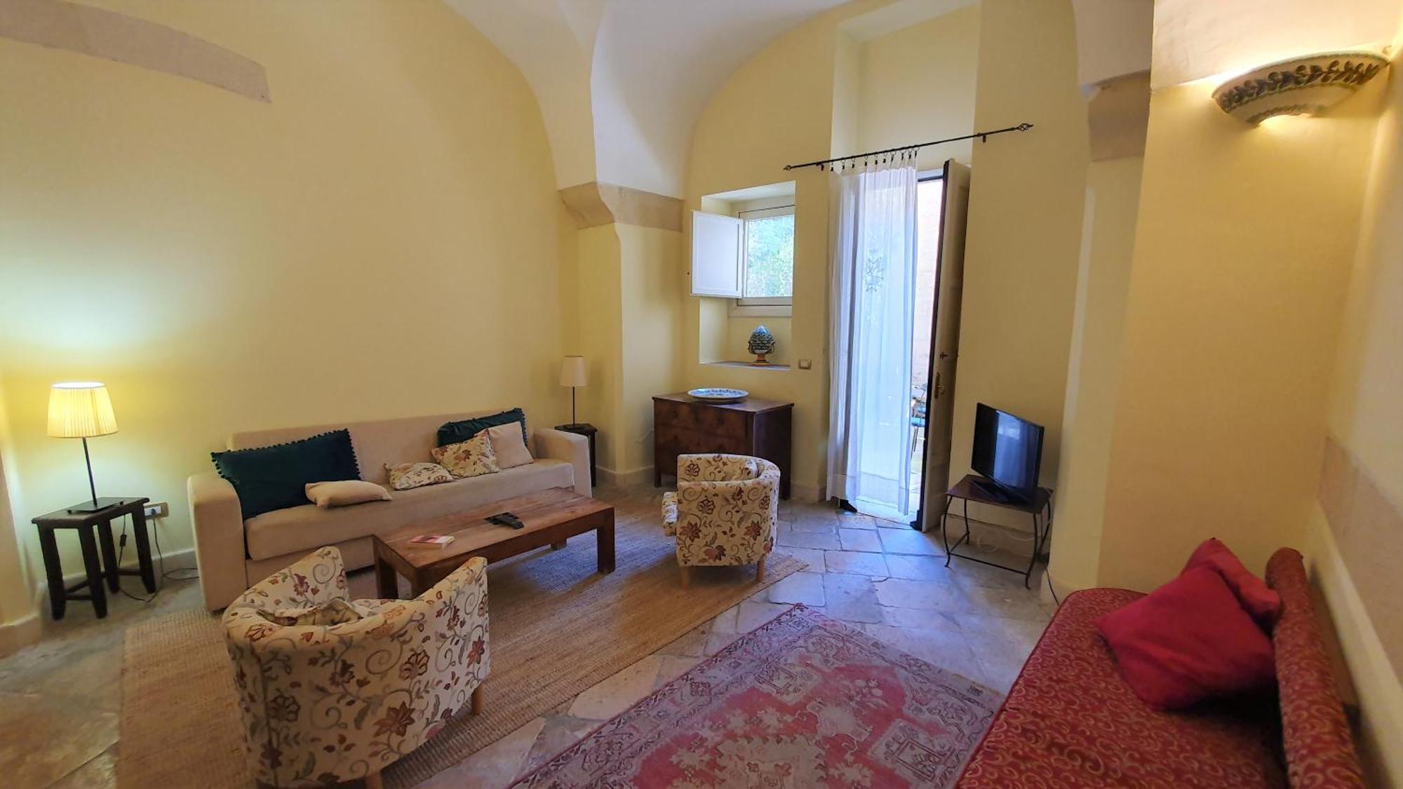 Palazzo Bernardini Apartment Lecce Exterior photo